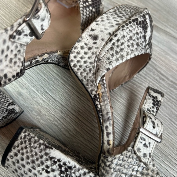 Woman’s topshop well worn leather snake embossed chunky heel and platform sz 8.5 - Picture 9 of 13